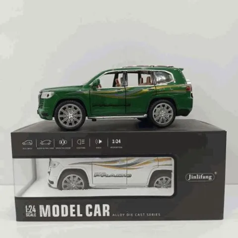 1:24 Green SUV Die-Cast Model Car
