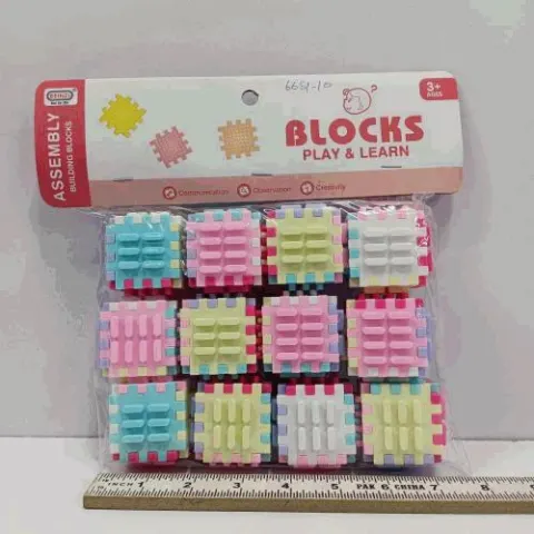 Play & Learn Interlocking Blocks Set