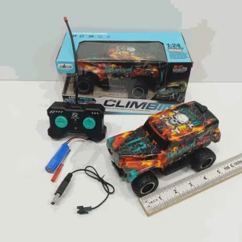 1:24 Remote Control Rock Climber Truck